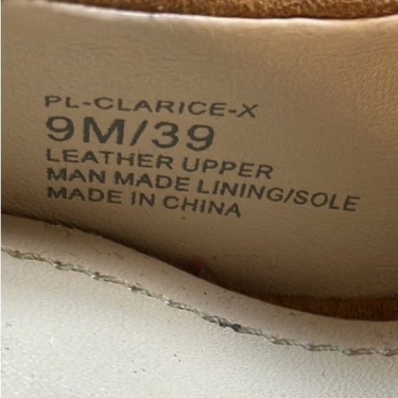 Bcbg Clarice Block 4” Heel Pumps Tan Suede Wood Heels Size 9 - Picture 8 of 9